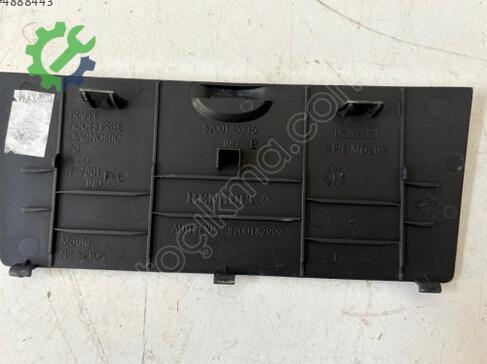 Renault Megane Torpido 8200145315 çıkma parça