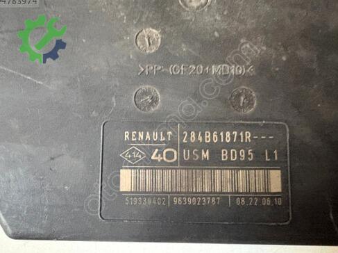 Renault Megane Sigorta Kutusu 284B61871R çıkma parça