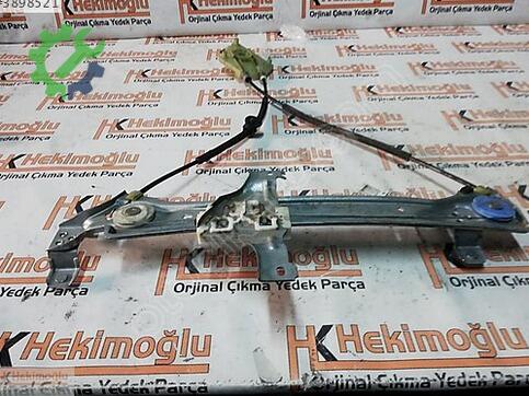Renault Megane 827200016R çıkma parça