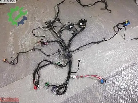 Renault Fluence Akü çıkma parça