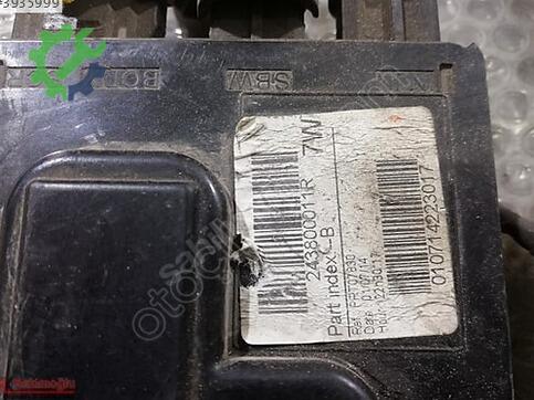 Renault Fluence 403881021R çıkma parça