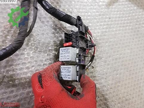 Renault Megane 241253103R çıkma parça