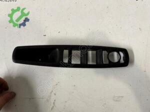 Düğme Çerçevesi Renault Megane Çıkma 809610006R