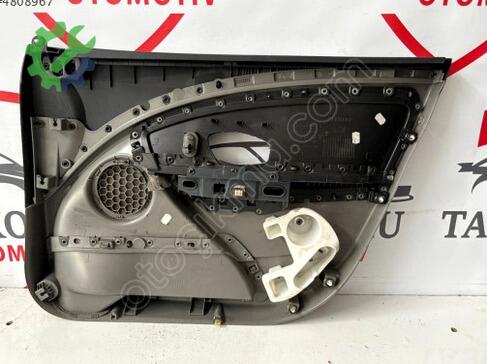 Renault Megane Kapı Döşemesi çıkma parça