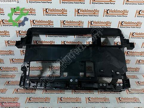 Renault Megane 620121048R çıkma parça
