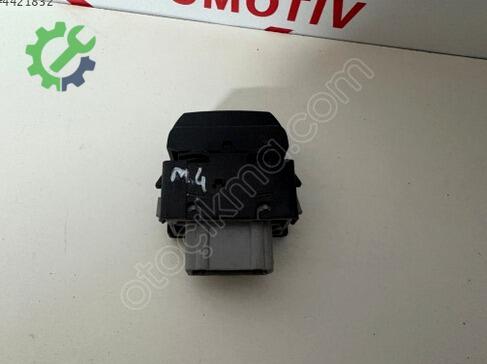 Renault Megane Depo Kapağı çıkma parça