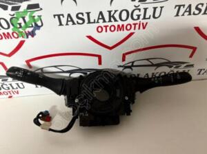 Renault Megane 2017 Çıkma Silecek Kolu