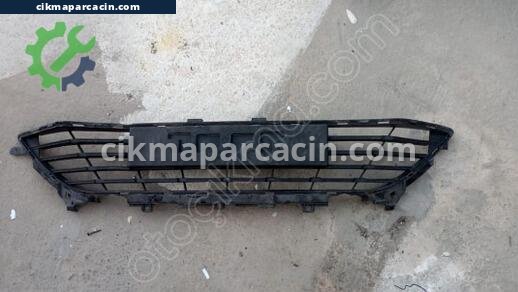Renault Megane Tampon Orta Izgara çıkma parça