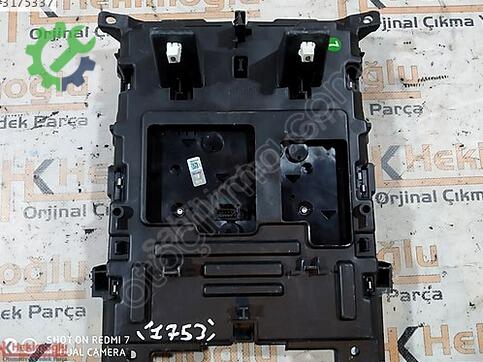 Renault Megane 681834648R çıkma parça
