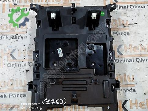 Renault Megane 681834648R çıkma parça