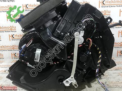 Renault Megane 04966 çıkma parça