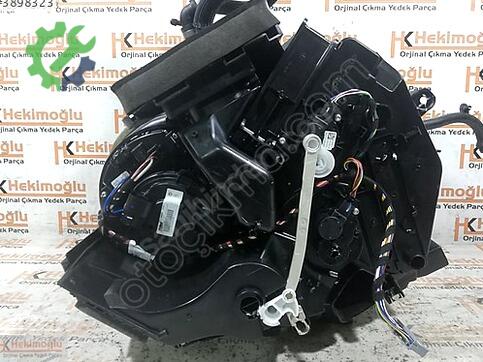 Renault Megane 04966362 çıkma parça