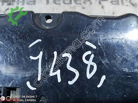 Renault Megane 28525 çıkma parça