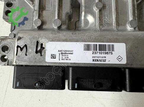 Renault Megane Motor Beyni 237101987S çıkma parça
