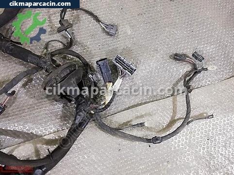 Renault Megane çıkma parça
