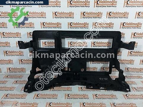 Renault Megane Ön Panel çıkma parça