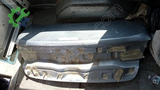 Renault Megane Bagaj Kapağı çıkma parça