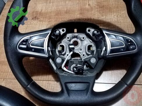 Renault Megane çıkma parça