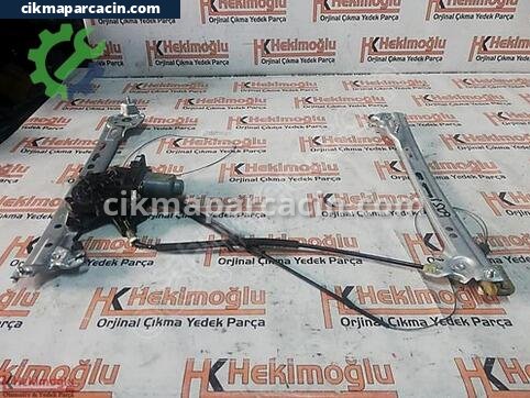 Renault Megane Ön Cam çıkma parça