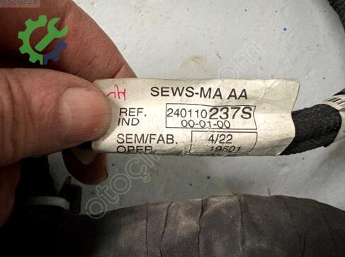 Renault Megane Motor Tesisatı 240110273S çıkma parça