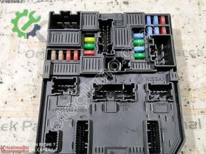 RENAULT MEGANE 4 TALİSMAN UPC BEYNİ SİGORTA KUTUSU 284B6672