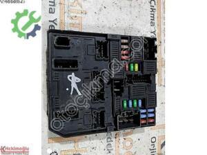 RENAULT MEGANE 4 TALİSMAN UPC BEYNİ SİGORTA KUTUSU 284B66727