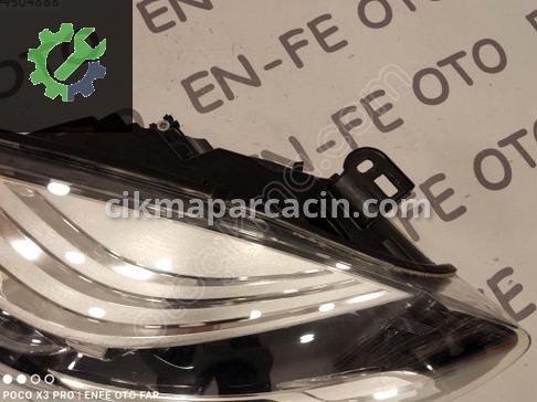 Renault Megane Sağ Ön Far 260108719R çıkma parça