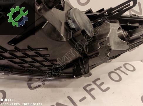 RENAULT MEGANE MAKYAJLI 3 SAĞ FAR ORJİNAL 260108719R 1