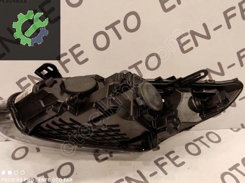RENAULT MEGANE MAKYAJLI 3 SAĞ FAR ORJİNAL 260108719R 1