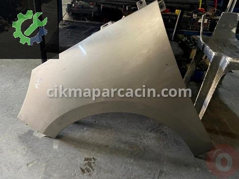 Renault Megane Çamurluk çıkma parça