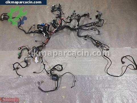 Renault Fluence Motor Tesisatı çıkma parça