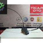 Renault Scenic sağ arka kapi kilidi