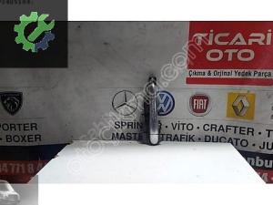 Renault Scenic sağ arka kapi kolu