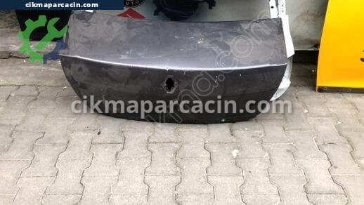 Renault Symbol Bagaj Kapağı çıkma parça