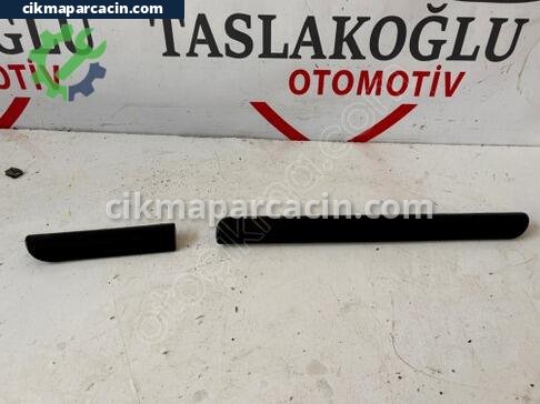 Renault Symbol Torpido çıkma parça
