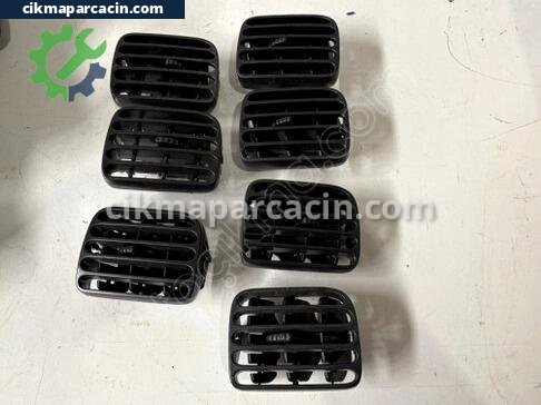 Renault Symbol Torpido çıkma parça