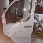 Renault trafic 3 sol ön kapı orjinal çıkma