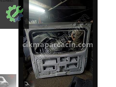 Renault Trafic Bagaj Kapağı çıkma parça