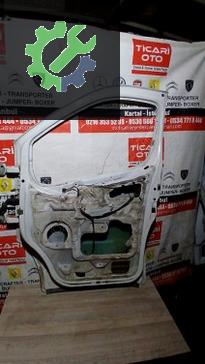 Renault Trafic Çıkma Orjinal Sağ Ön Kapı