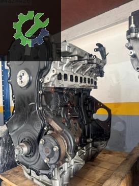 Renault Trafic Motor Takozu çıkma parça - TİCARİ OTO İstanbul