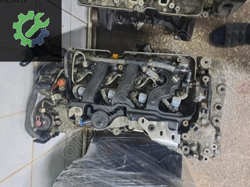 Renault Trafic Motor Takozu çıkma parça - TİCARİ OTO İstanbul