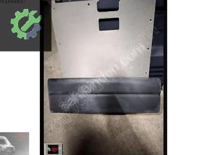 Renault Trafik 2 arka kapi çitasi