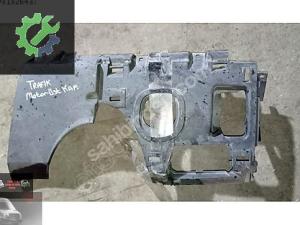 Renault Trafik 2 motor üst kapağı
