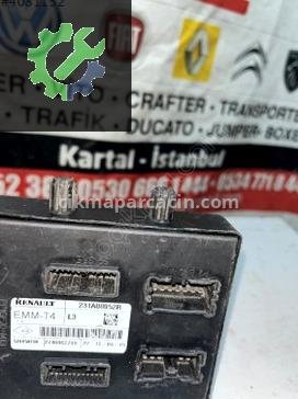 Renault Trafic Enjeksiyon Beyni çıkma parça
