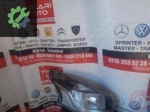 Renault Trafik 3 Sağ Far – Temiz ve Orjinal