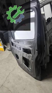 RENAULT TRAFİK 3 SAĞ ÖN KAPİ