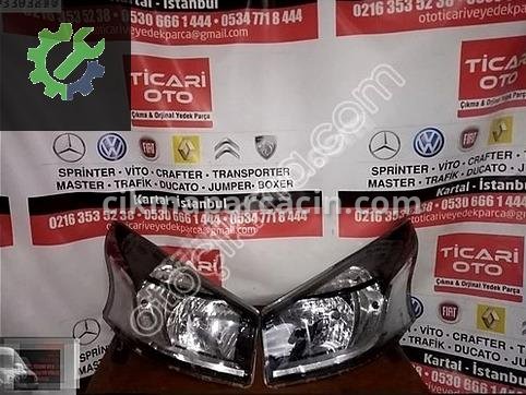 Renault Trafic Sağ Ön Far çıkma parça