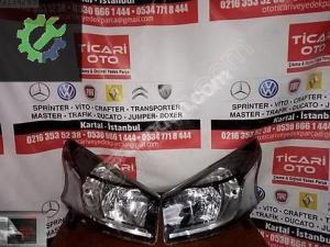 Renault Trafik 3 sağ sol ön far 2012-2020 model