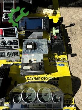 Land Rover Range Rover Beyni NNW500440 çıkma parça