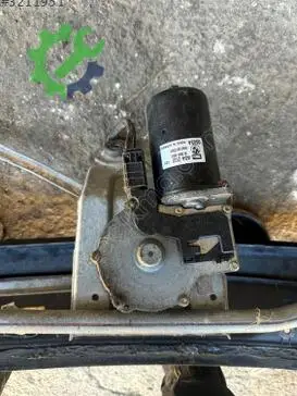 Land Rover Range Rover Silecek Motoru çıkma parça